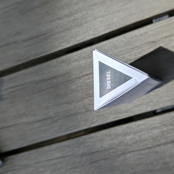 Milk Makeup Kush Fiber Brow Gel in Diesel - Picture 5 of 5